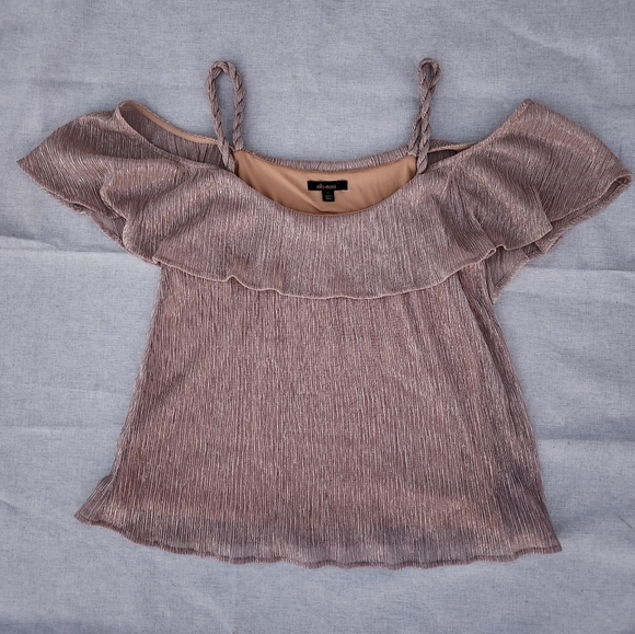 Ella MossCerine Cold-Shoulder Ruffle Top, Pink Champagne size small - Picture 1 of 10